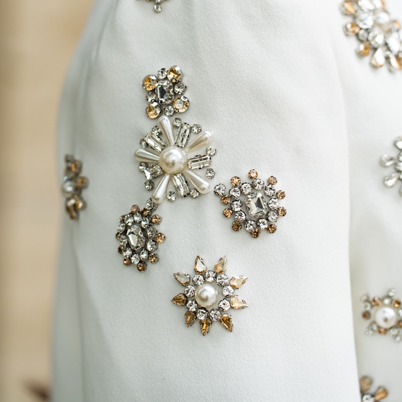 Blazer & Pants Suit Set With Crystal Embellishments - White - Picture 9 of 12